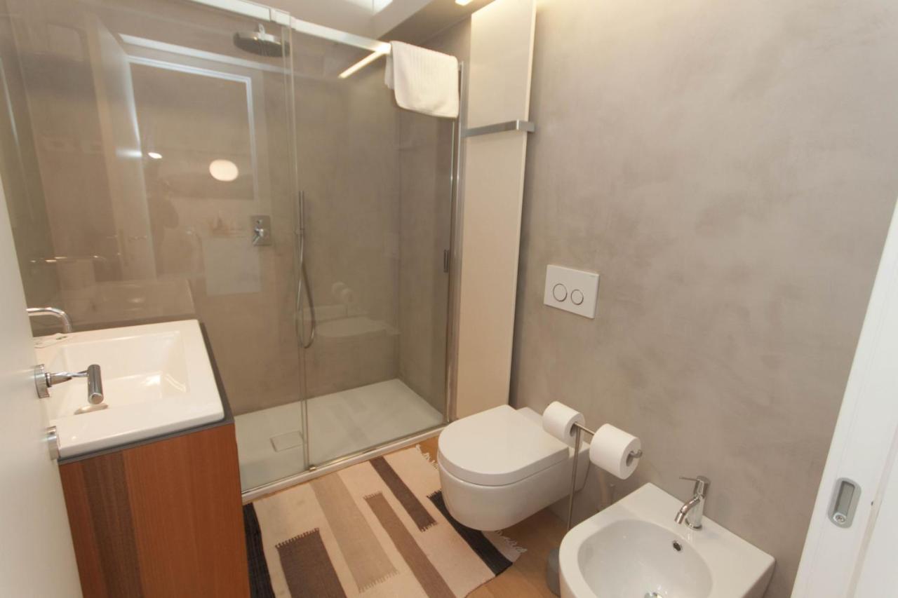Looklake "Suite One" - Plesio By Lovecomo Menaggio Bagian luar foto
