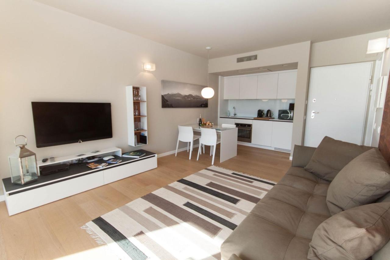 Looklake "Suite One" - Plesio By Lovecomo Menaggio Bagian luar foto